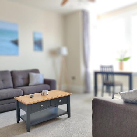 Escape To The Coast In A Luxurious Private Apartment Herne Bay Eksteriør billede