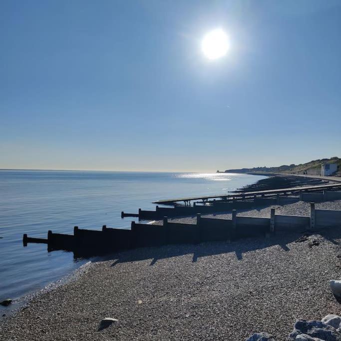 Escape To The Coast In A Luxurious Private Apartment Herne Bay Eksteriør billede
